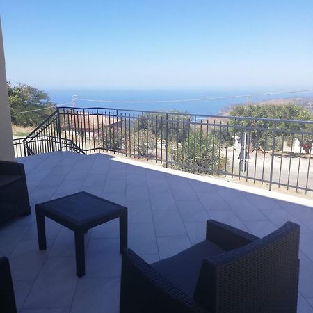 Dente Di Leone Hotel San Mauro Cilento Bagian luar foto