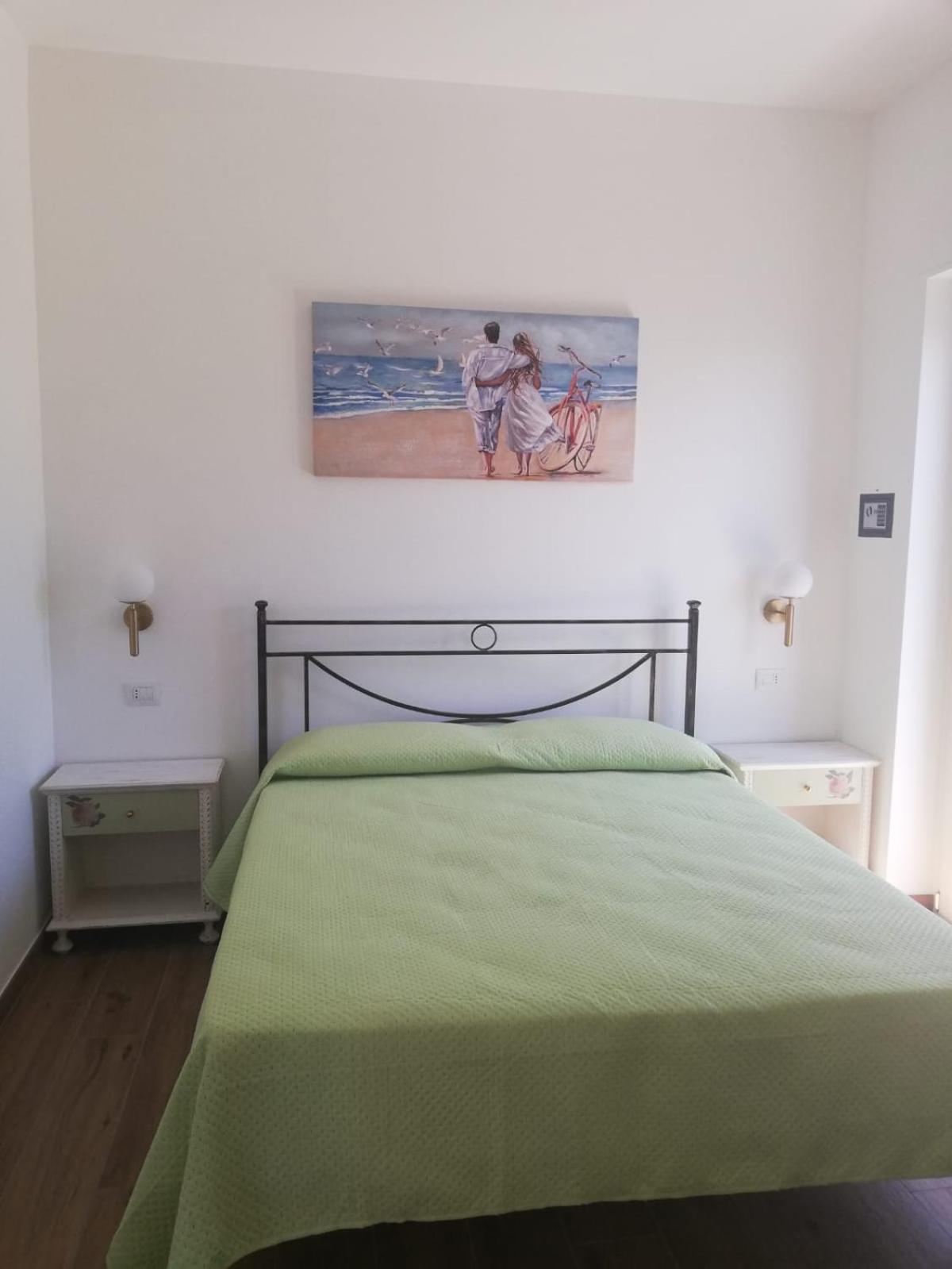 Dente Di Leone Hotel San Mauro Cilento Bagian luar foto